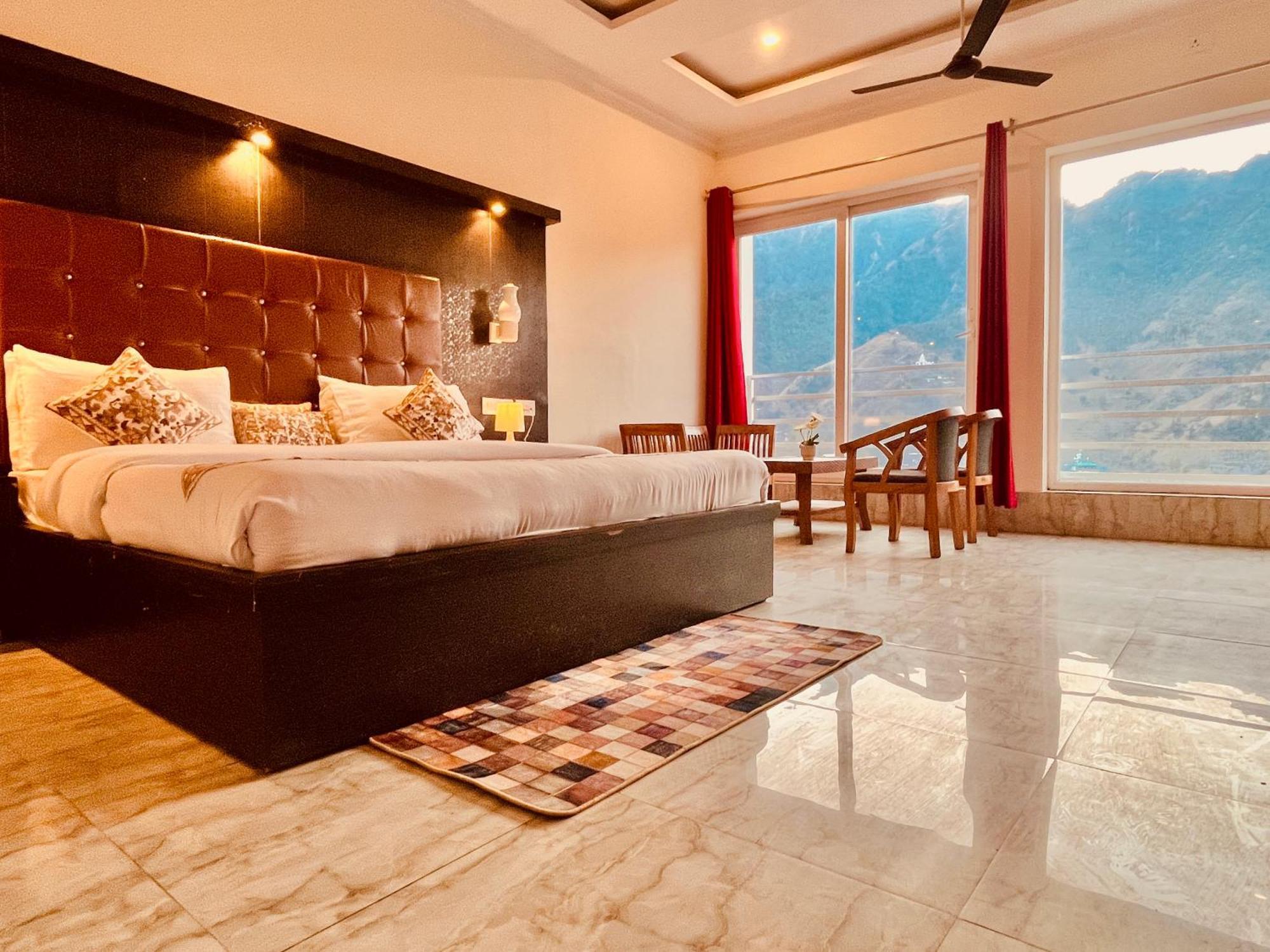 The Kempty Fall Resort, Mussoorie - Lavish & Luxury Stay Εξωτερικό φωτογραφία
