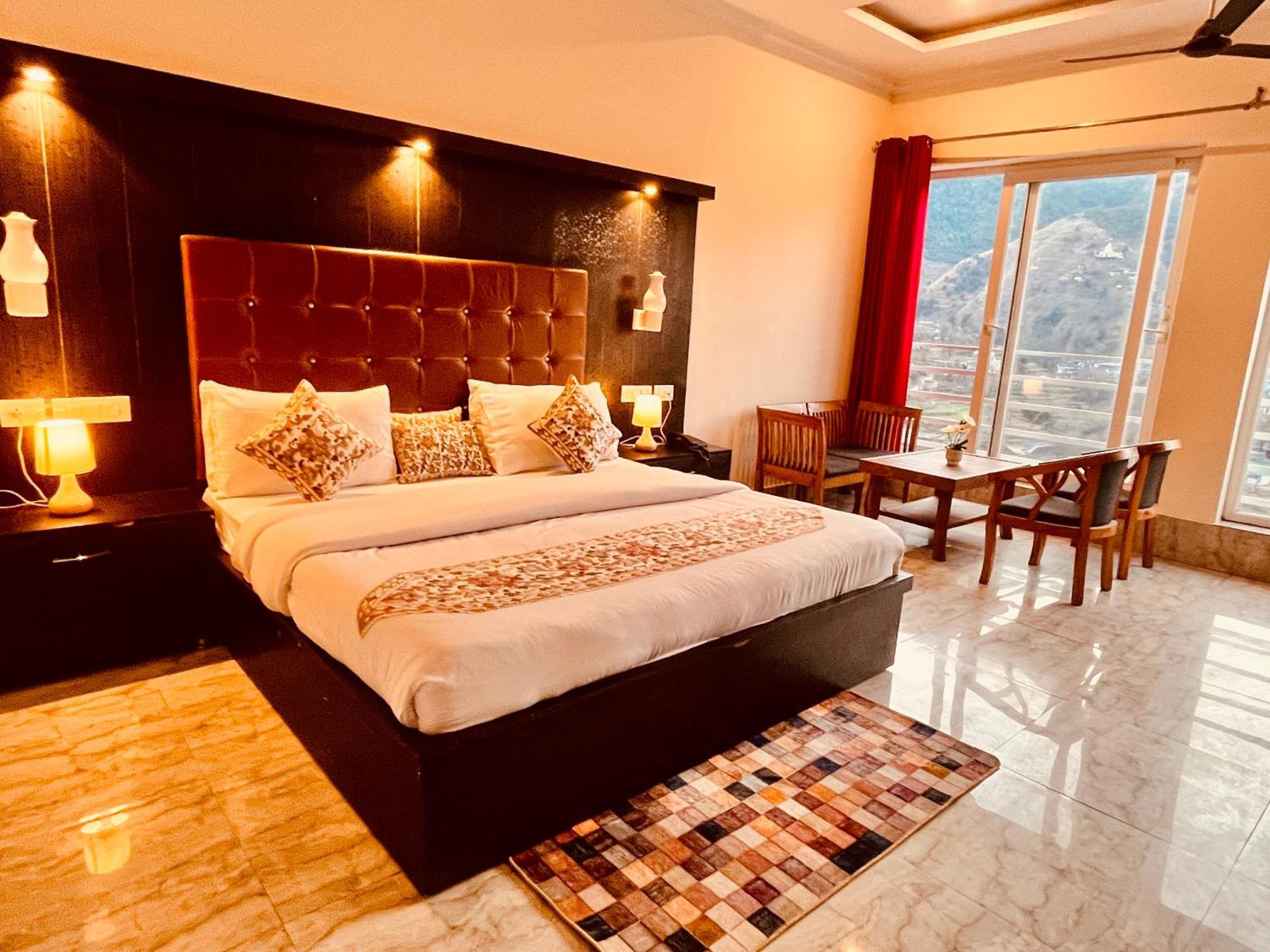 The Kempty Fall Resort, Mussoorie - Lavish & Luxury Stay Εξωτερικό φωτογραφία